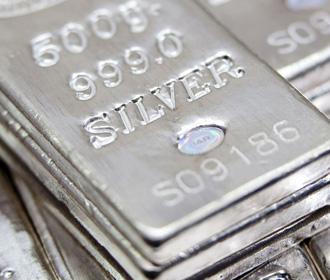 Цена серебра достигла максимума с февраля 2013 года