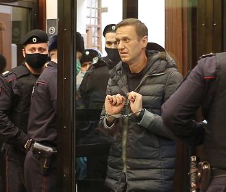 Совет ЕС даст "зеленый свет" санкциям против России из-за Навального - Bloomberg