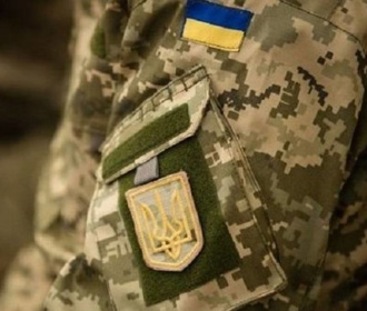 На Донбассе из-за неосторожного обращения с оружием погиб военный