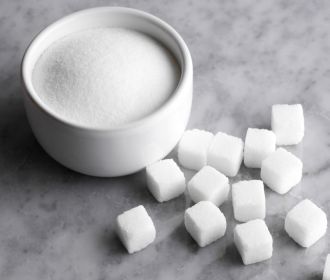 На Украине цены на сахар выросли за год почти в два раза