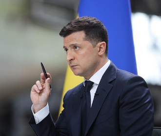 Зеленский призвал украинцев не поддаваться панике и делать все необходимое для поддержки военных