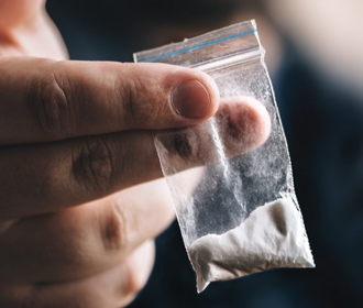 Полицейская продавала кокаин из вещдоков – СБУ