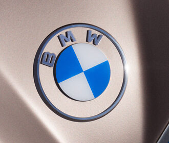 BMW предупредила о значительном падении прибыли