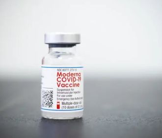 В МОЗ рассказали об эффективности вакцины Moderna против штамма "Дельта"