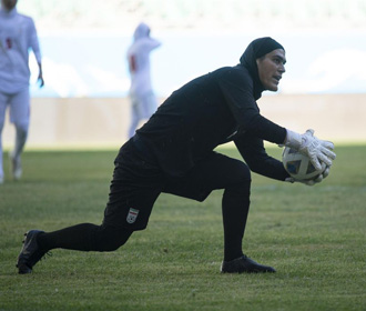 Вратарь женской сборной Ирана мужчина - сборная Иордании