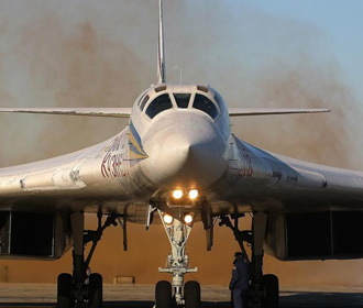 Россия второй день подряд направляет бомбардировщики Ту-160 в Беларусь