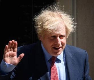 Британцы сочли Джонсона самым компетентным из трех премьеров, управлявших страной в 2022г