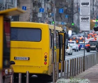 В Киеве маршрутки собираются вслед за коммунальным транспортом поднять цену проезда до 20 грн.