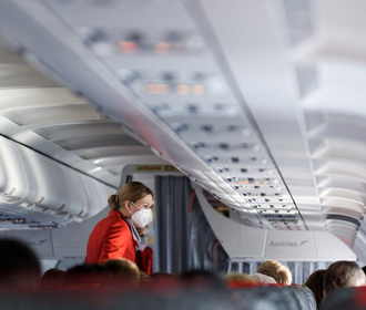 Стюардесса объяснила любовь пассажиров к определенным напиткам во время полета