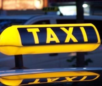 Таксистов планируют обязать ставить кассовые аппараты в авто