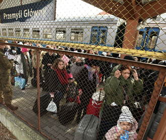 Польша отменит ежедневное пособие части украинских беженцев
