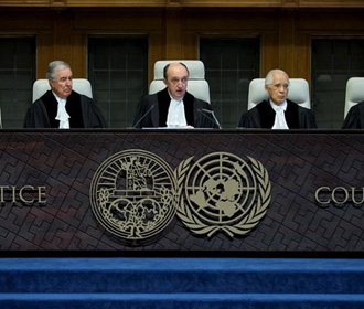 Зеленский в Гааге призвал к созданию трибунала по преступлению агрессии России против Украины