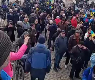 Жители Мелитополя вышли на массовый митинг против войск РФ