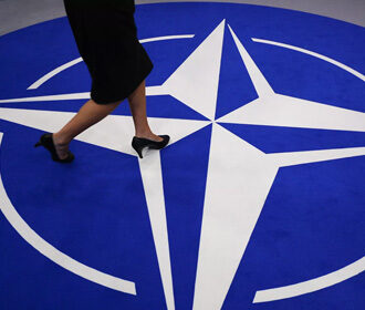 Украине планируют предоставить статус кандидата на вступление в НАТО
