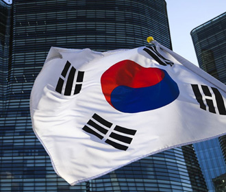 Зеленский попросил вооружения у Южной Кореи