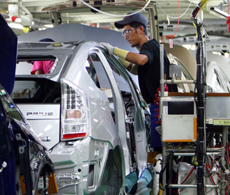 Toyota приостановит производство из-за нехватки комплектующих