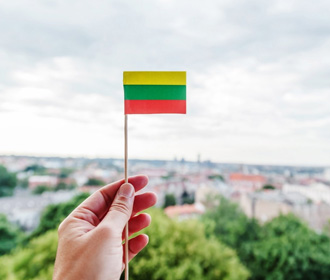 Литва закончила строительство забора на границе с Белоруссией