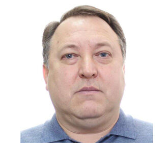 Замначальника департамента Мининфраструктуры Валерий Ковалев оказался двоеженцем, подлым человеком и соучастником уголовного правонарушения…