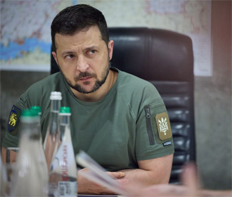 Зеленский провел заседание Военного кабинета в специальном формате