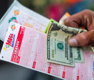 Выигравший в лотерею американец получит всего треть суммы