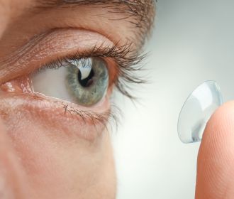 Опровергаем самые распространенные мифы о контактных линзах