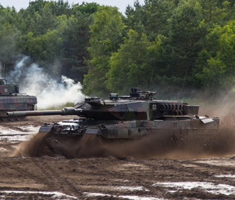 Германия не давала Украине обязательств по поставкам танков "Леопард"