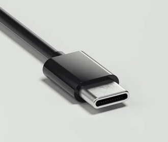 Apple решила выпускать iPhone 15 с разъемом USB-C - Bloomberg