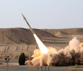 Иран тайно обсуждает с Китаем и РФ приобретение санкционного ракетного топлива - Politico