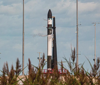 Компания Rocket Lab вывела в космос четыре спутника