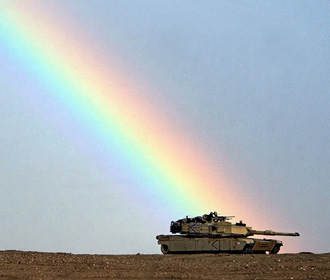 Первая партия танков Abrams уже прибыла в Украину - NYT