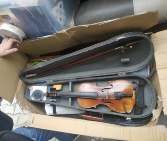 Одесские таможенники предотвратили вывоз из Украины старинной скрипки