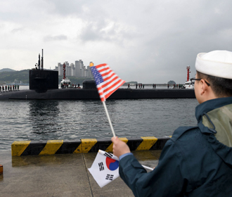 Атомная субмарина США прибыла в Южную Корею