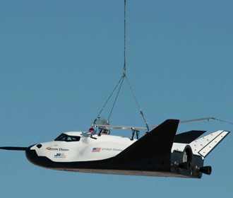 Названы сроки первого запуска космического корабля Dream Chaser