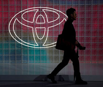 Toyota обновила седан Avalon