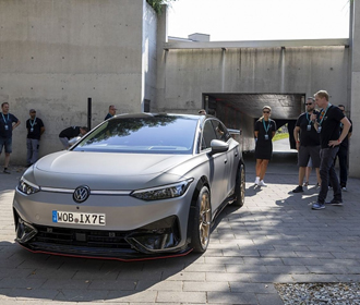 Volkswagen показал мощного конкурента Tesla Model 3