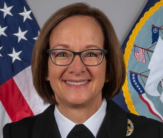 Военно-морские силы США впервые в истории возглавила женщина