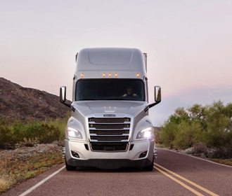 Daimler похвастался рекордом продаж тягачей Freightliner Cascadia