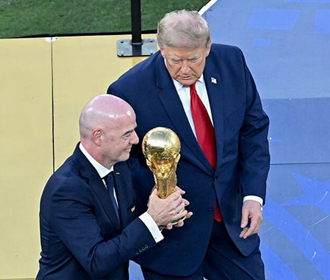 Президент ФИФА планирует заручиться поддержкой Трампа