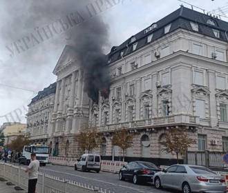 Россияне нанесли удар по зданию СБУ в центре Киева