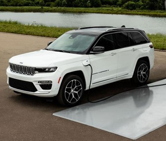Jeep отзывает более 328 тысяч внедорожников