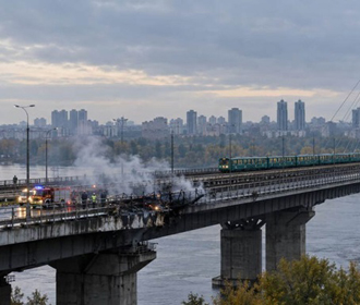 В Киеве ограничили движение по Южному мосту