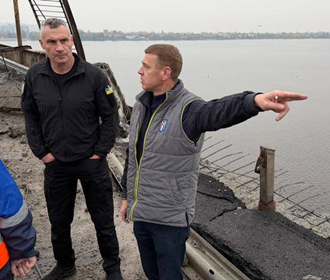 Вражеская атака на Киев повредила Южный мост и инфраструктуру метро – Кличко